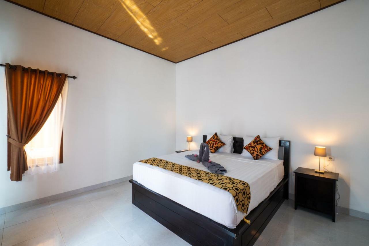 Anugrah Sari Homestay By Wizzela Nusa Lembongan  Exterior photo
